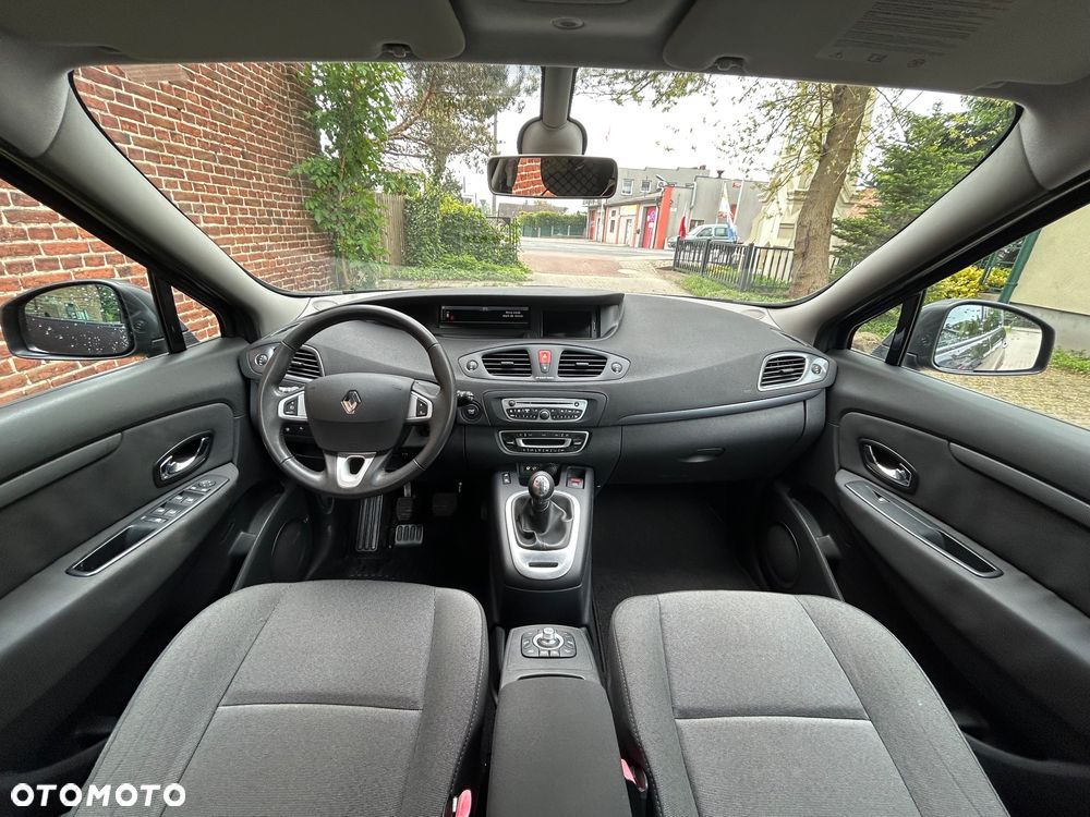 Renault Scenic - 9