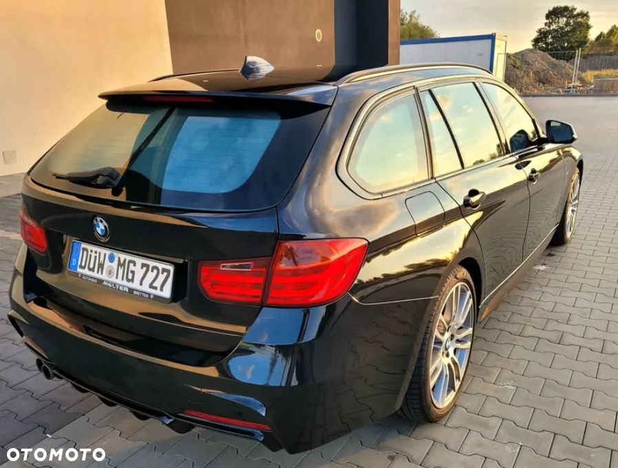 BMW Seria 3 330d M Sport - 2