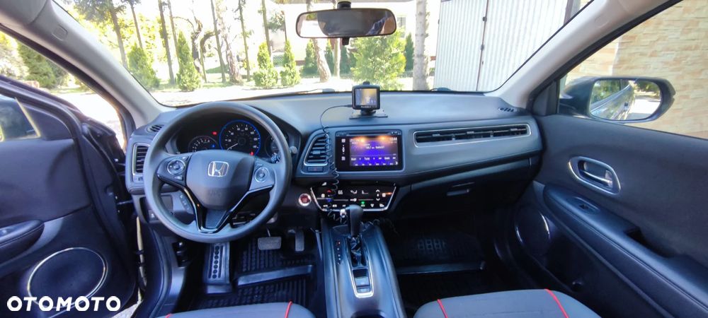 Honda HR-V 1.8 LX Sport Utility CVT - 12