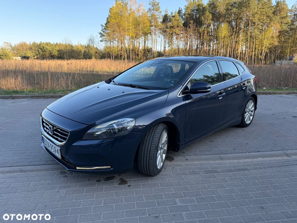 Volvo V40 D2 Summum - 19