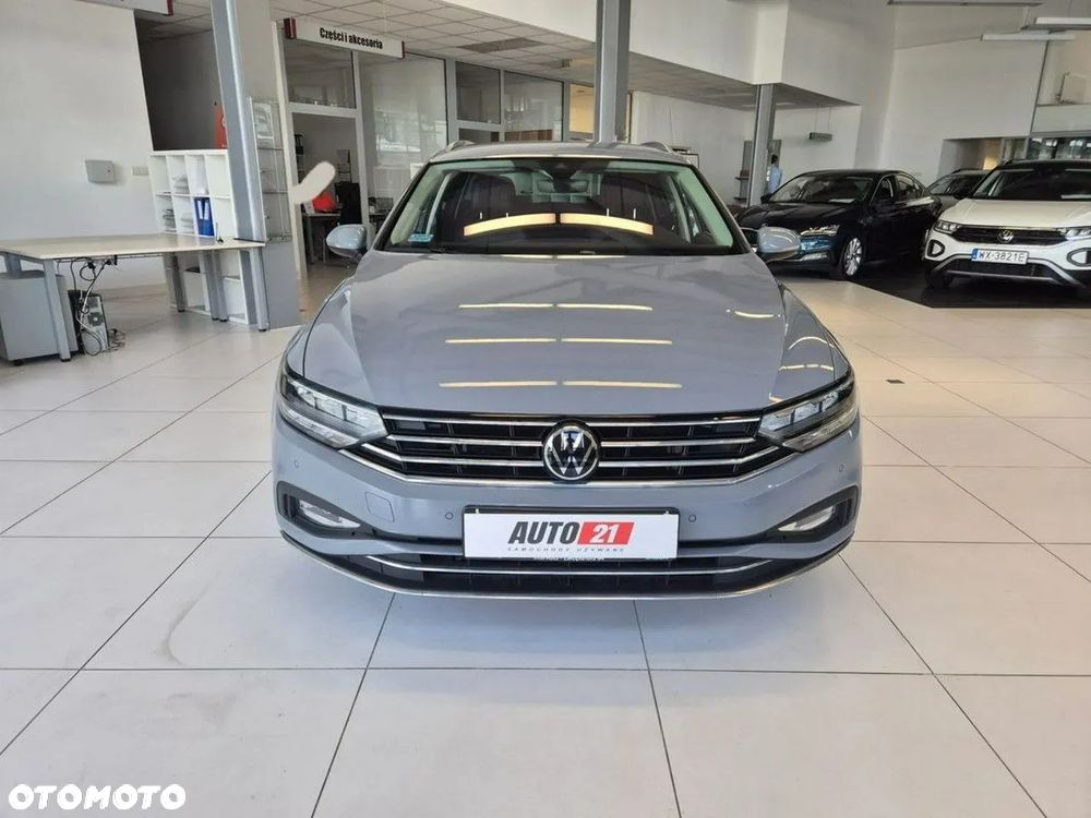 Volkswagen Passat 1.5 TSI EVO Elegance DSG - 3