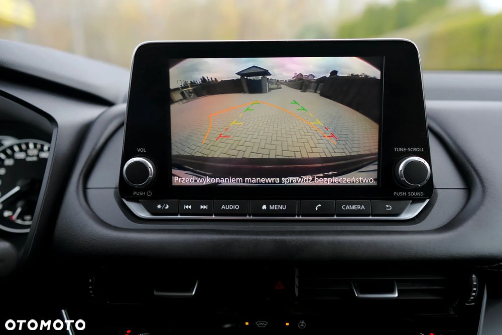 Nissan Qashqai 1.3 DIG-T N-CONNECTA - 23