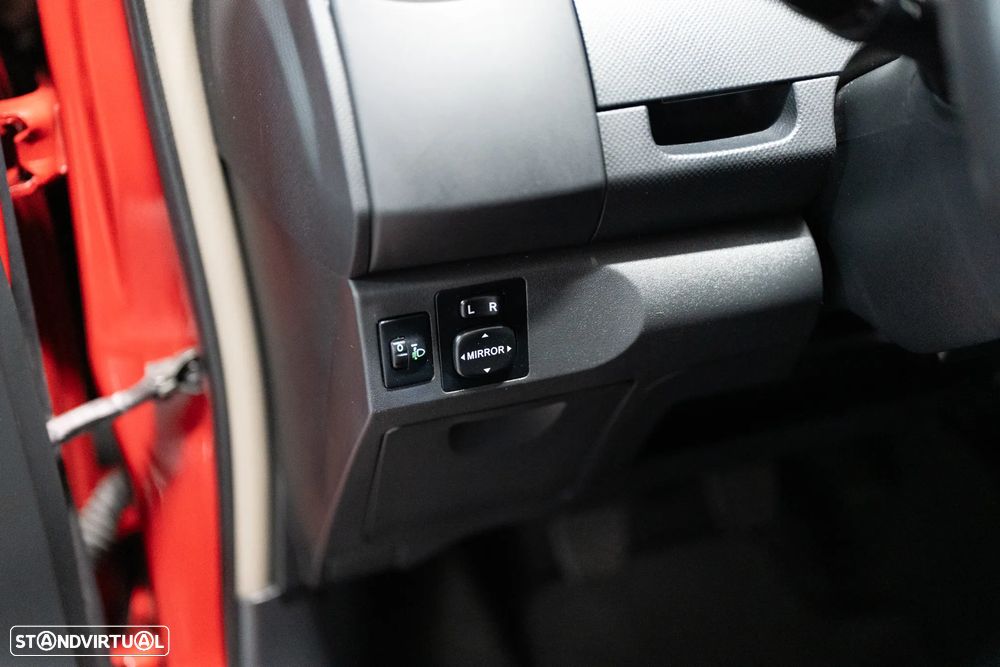 Toyota Yaris 1.0 VVT-i AC - 14