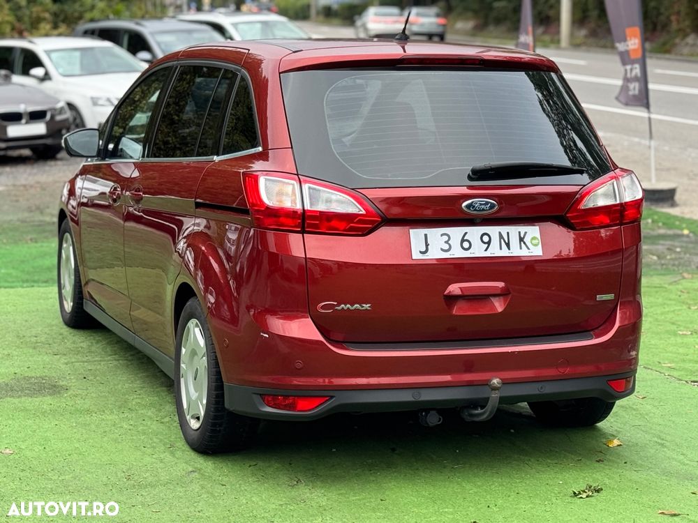 Ford C-Max - 11