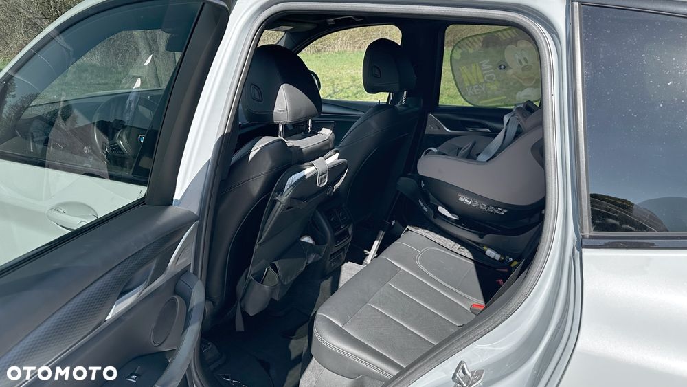 BMW X3 xDrive20d - 12