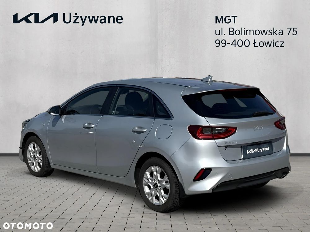 Kia Ceed 1.5 T-GDI M - 3