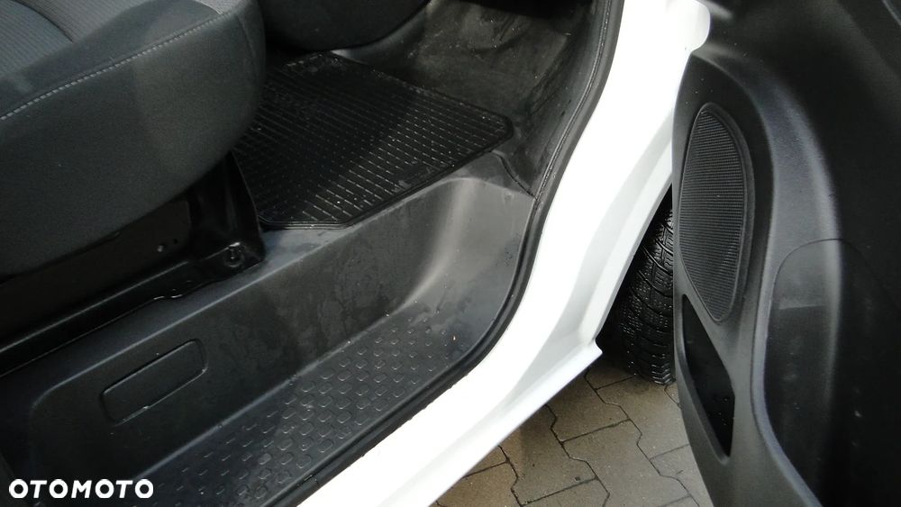 Renault Trafic - 30