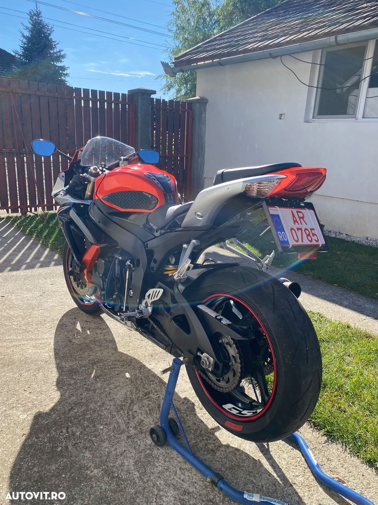 Suzuki GSX-R 600 - 6