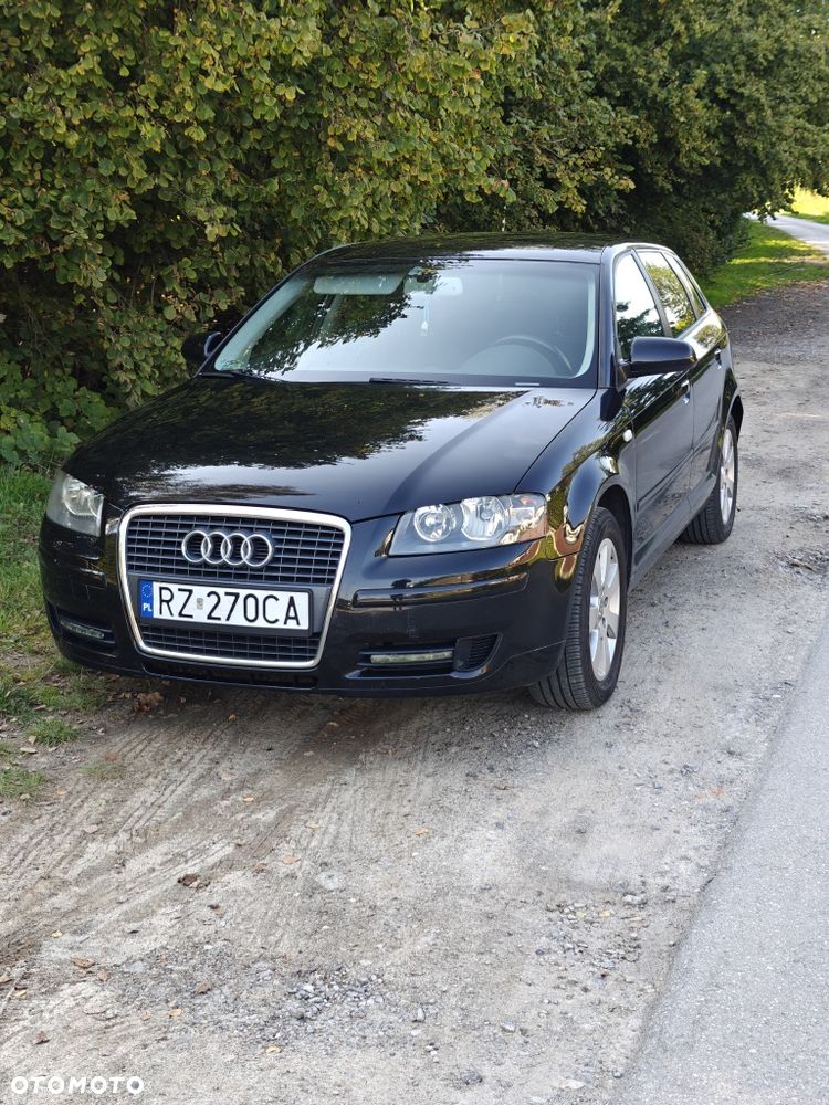 Audi A3 Sportback - 2