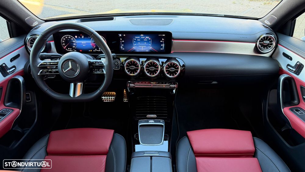 Mercedes-Benz A 180 Limousine d AMG Line Aut. - 29