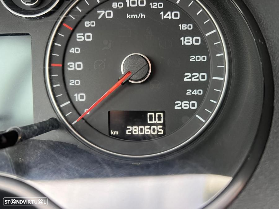 Audi A3 Sportback 2.0 TDi - 10