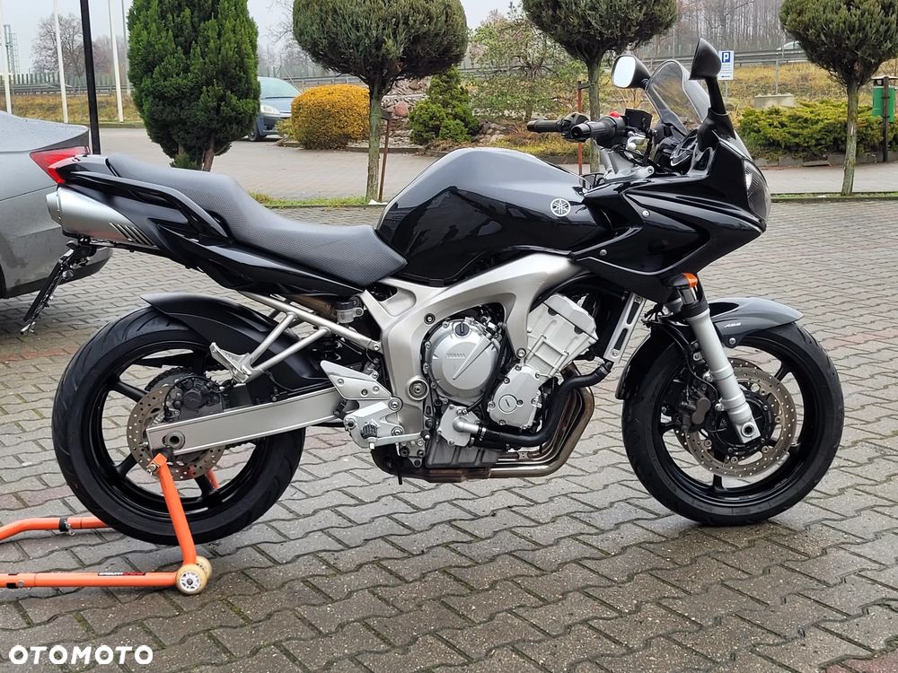 Yamaha FZ6 - 20