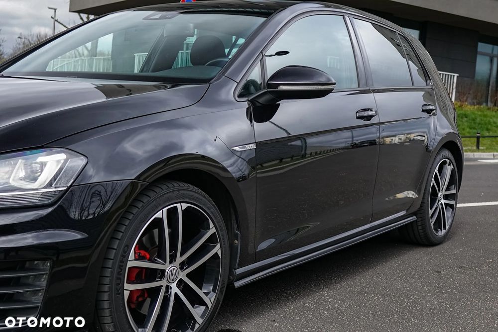 Volkswagen Golf 2.0 TDI BMT GTD - 11