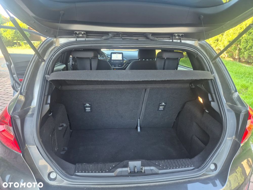 Ford Fiesta 1.0 EcoBoost S&S ST-LINE - 11