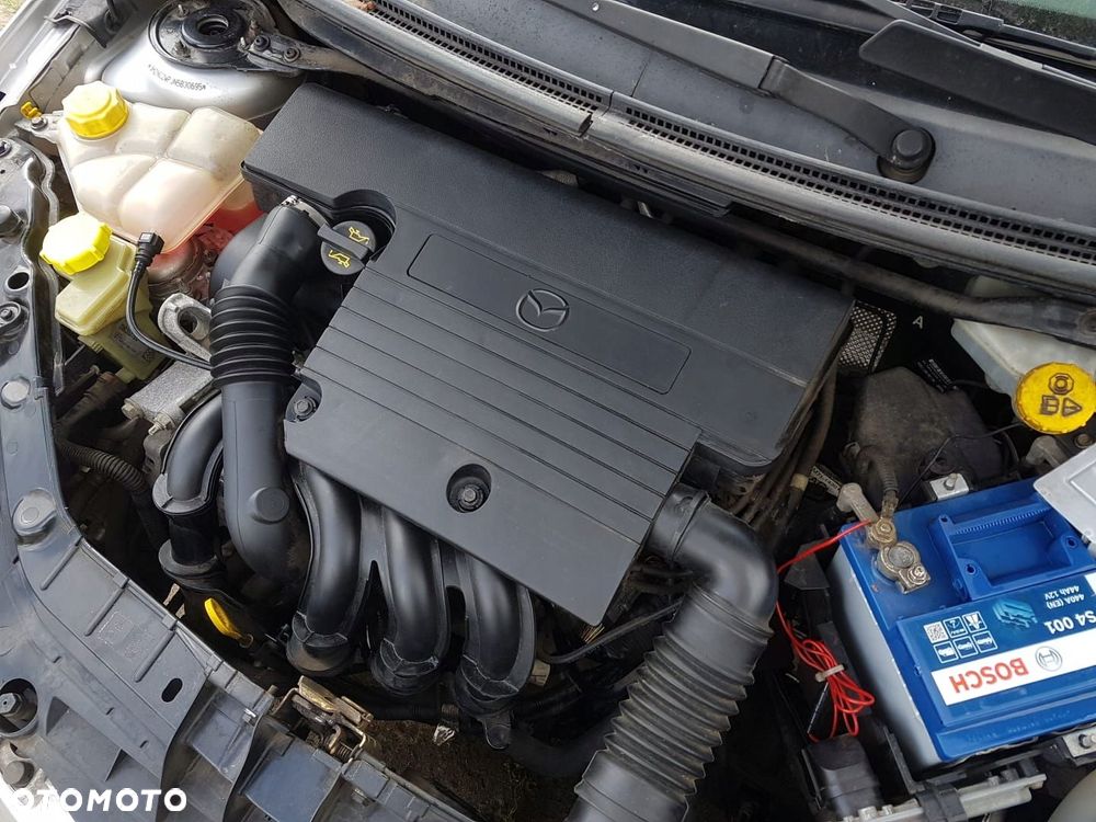 MAZDA 2 1.4 BENZYNA 02- OBUDOWA FILTRA POWIETRZA - 2