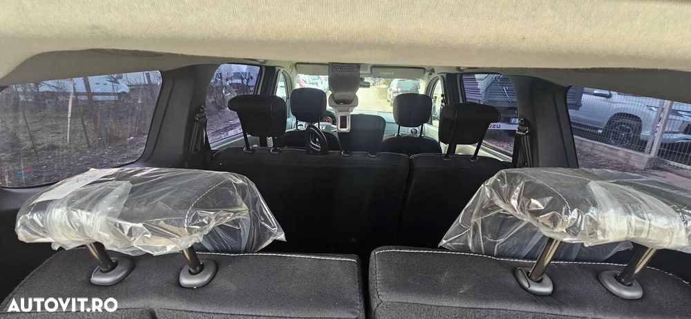 Dacia Lodgy 1.5 Blue dCi Laureate - 9