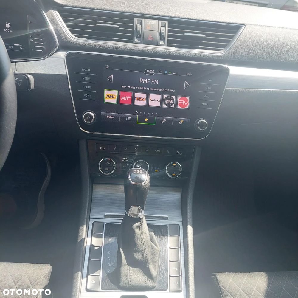 Skoda Superb 2.0 TDI SCR Ambition DSG - 12