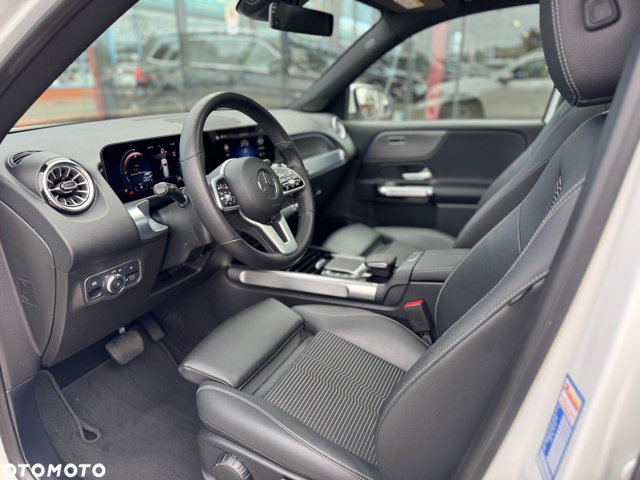 Mercedes-Benz GLB 200 d 4Matic 8G-DCT Special Edition - 33