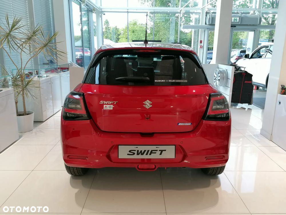 Suzuki Swift 1.2 Dualjet SHVS Premium Plus CVT - 5