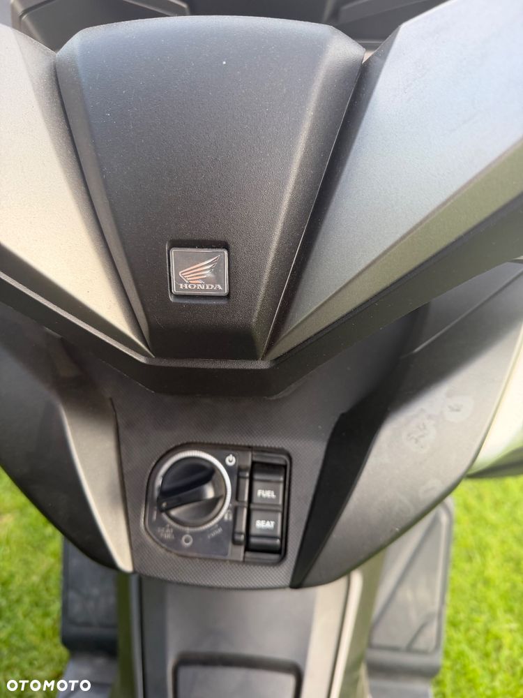 Honda NSS - 5