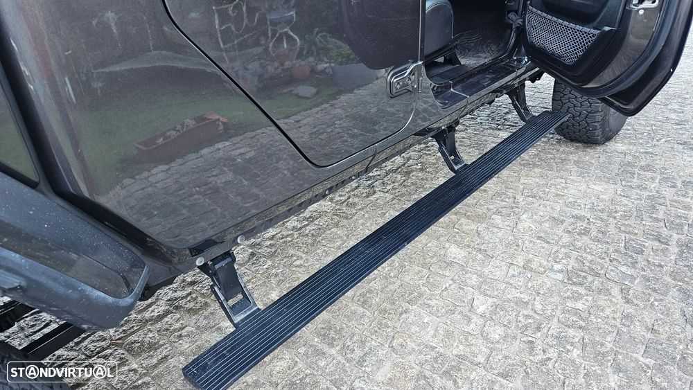 Jeep Gladiator 3.0V6 MultiJet AWD Auto Overland - 52