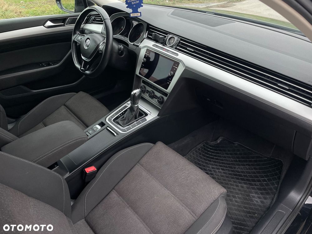 Volkswagen Passat 2.0 TDI DSG (BlueMotion Technology) Comfortline - 16