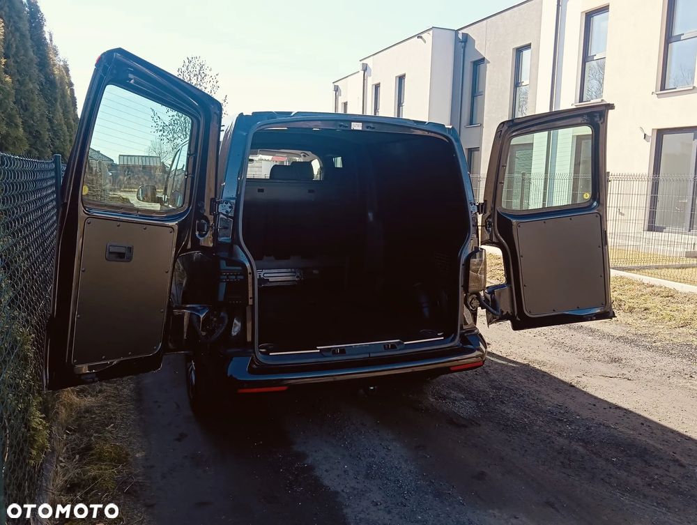 Volkswagen Transporter DSG Lang - 25