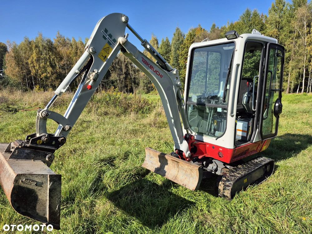 Takeuchi TB216 - 2