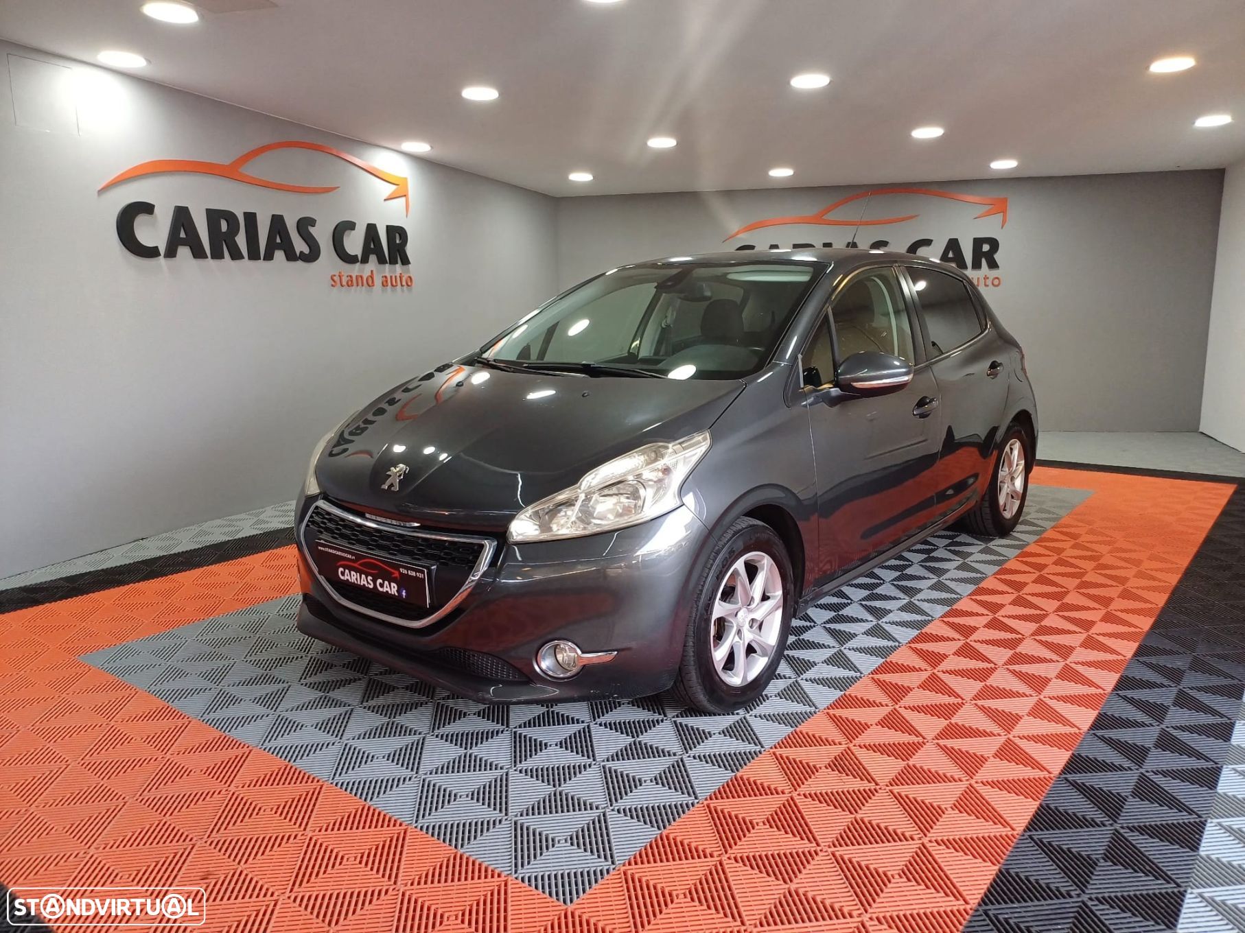 Peugeot 208 1.4 HDi Active - 1