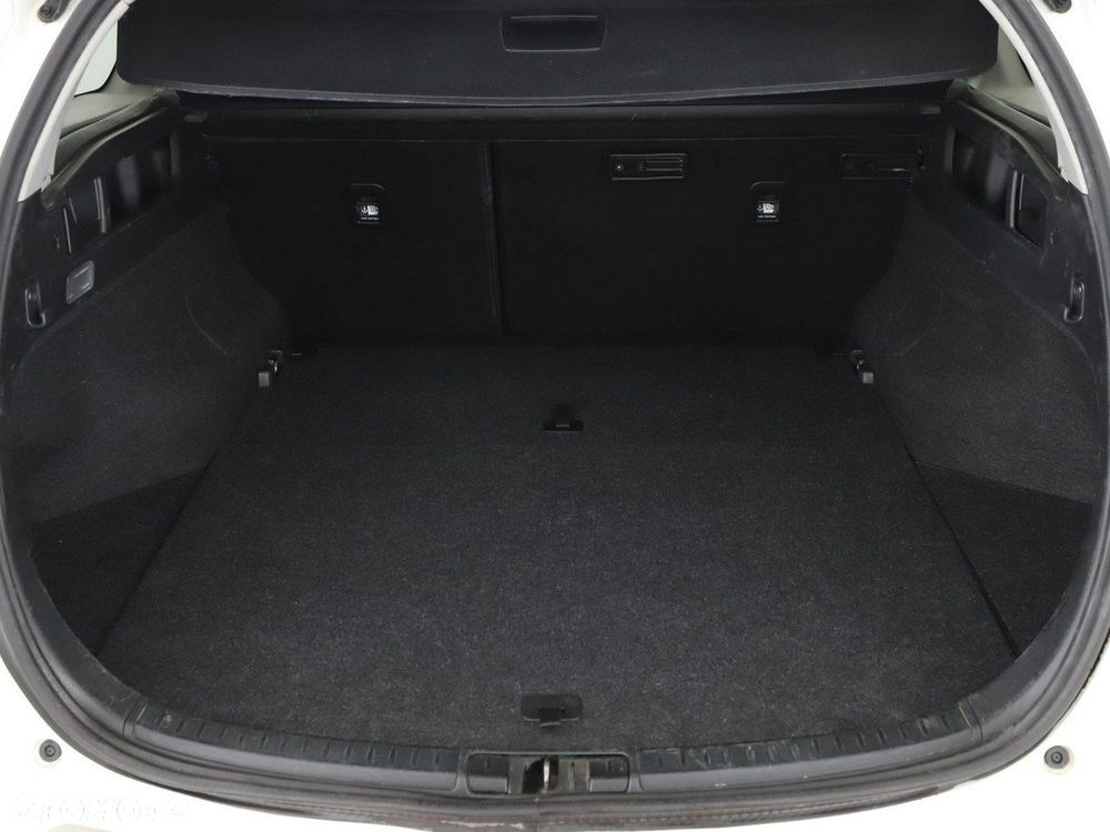 Toyota Auris Hybrid 135 Comfort - 21