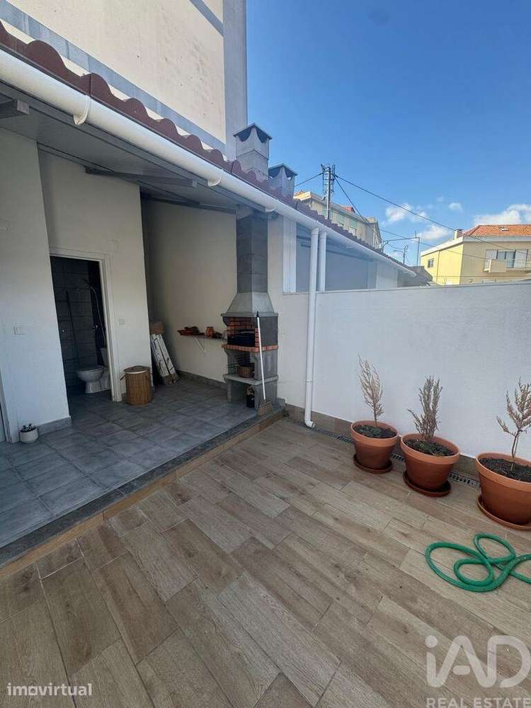 Habitação T2 em Santa Iria de Azoia, São João da Talha e Bobadela de 4 - Grande imagem: 2/25