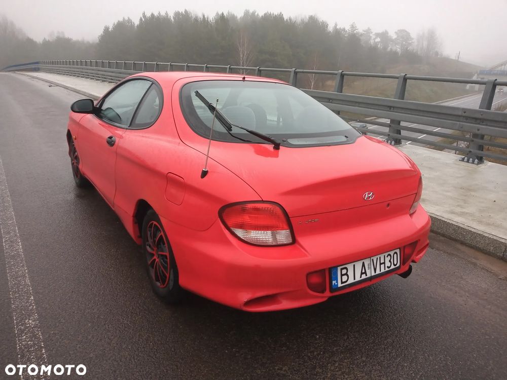 Hyundai Coupe - 2