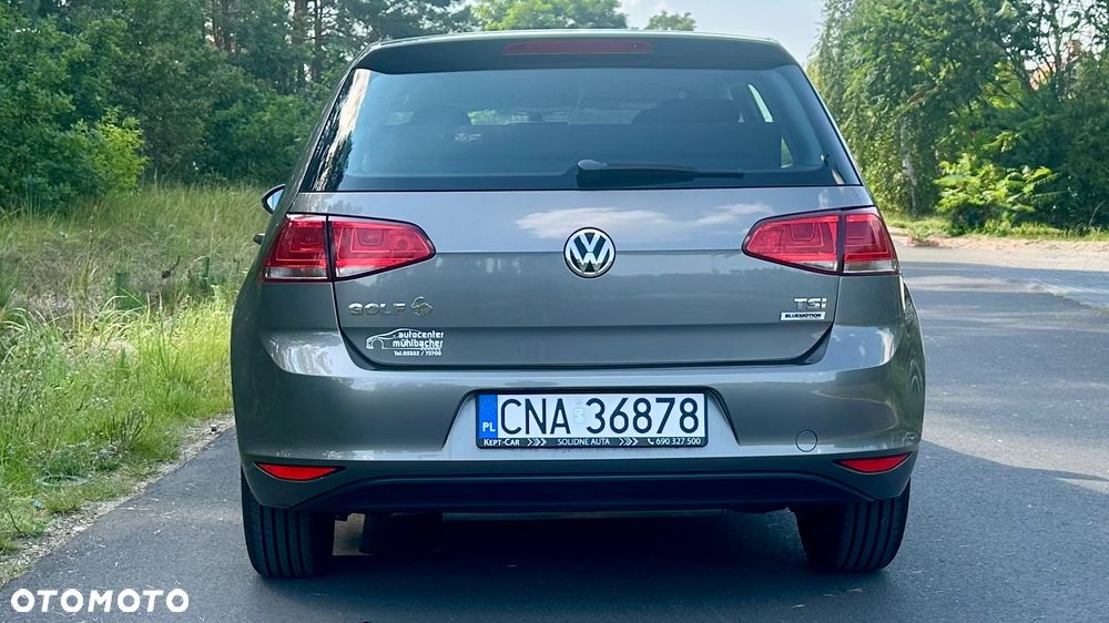 Volkswagen Golf 1.2 TSI BMT Trendline - 32