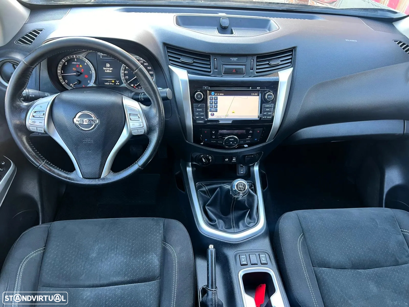 Nissan Navara 2.3 dCi CD 4WD Tekna - 21
