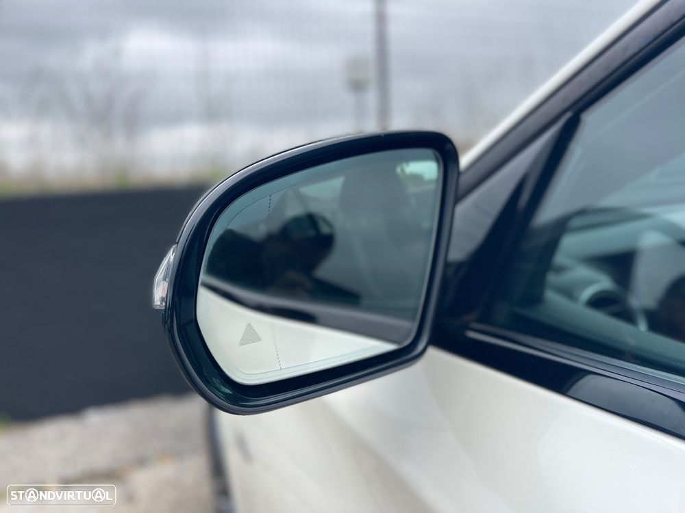 Mercedes-Benz E 300 de 9G-TRONIC AMG Line - 10