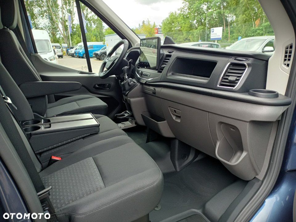 Ford Transit - 17
