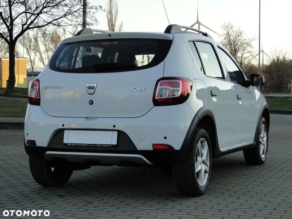 Dacia Sandero Stepway TCe 90 (S&S) Essential - 9