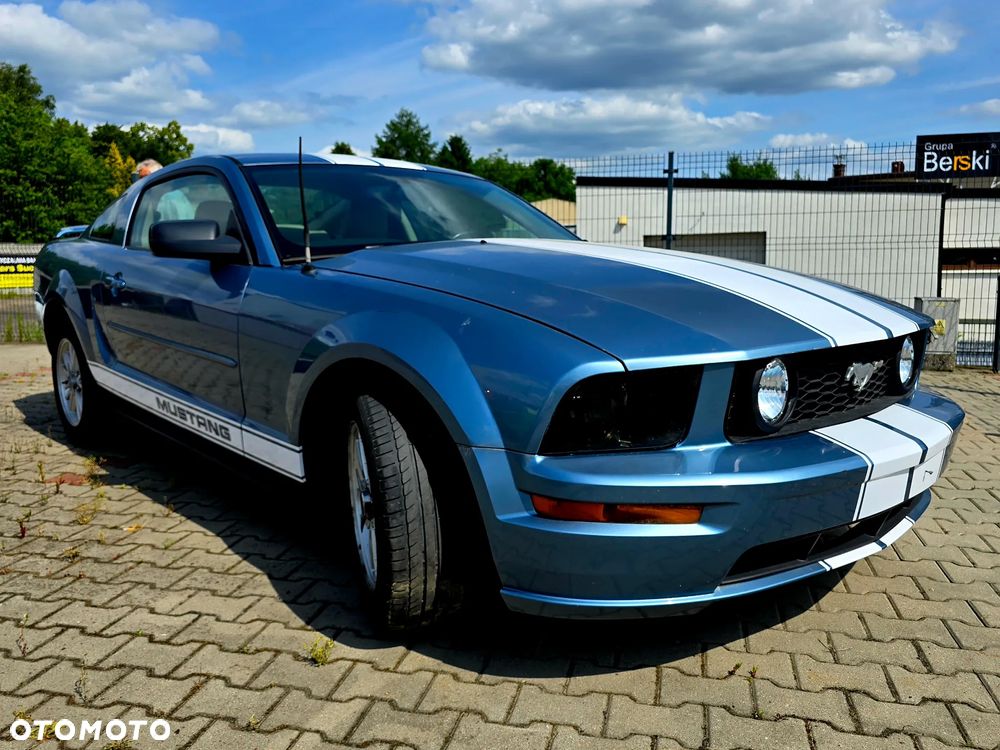 Ford Mustang - 2