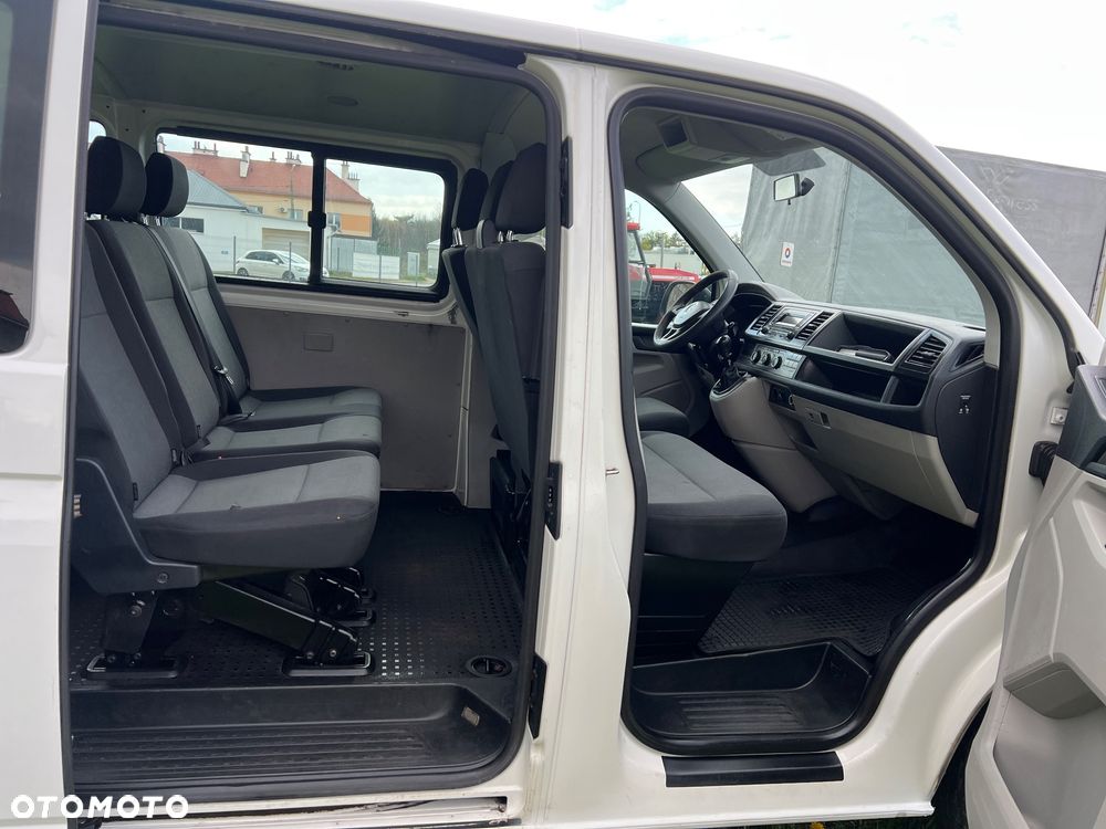 Volkswagen Transporter L2H1 Plus Trendline - 9