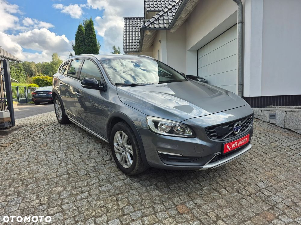 Volvo V60 Cross Country D3 Momentum - 5