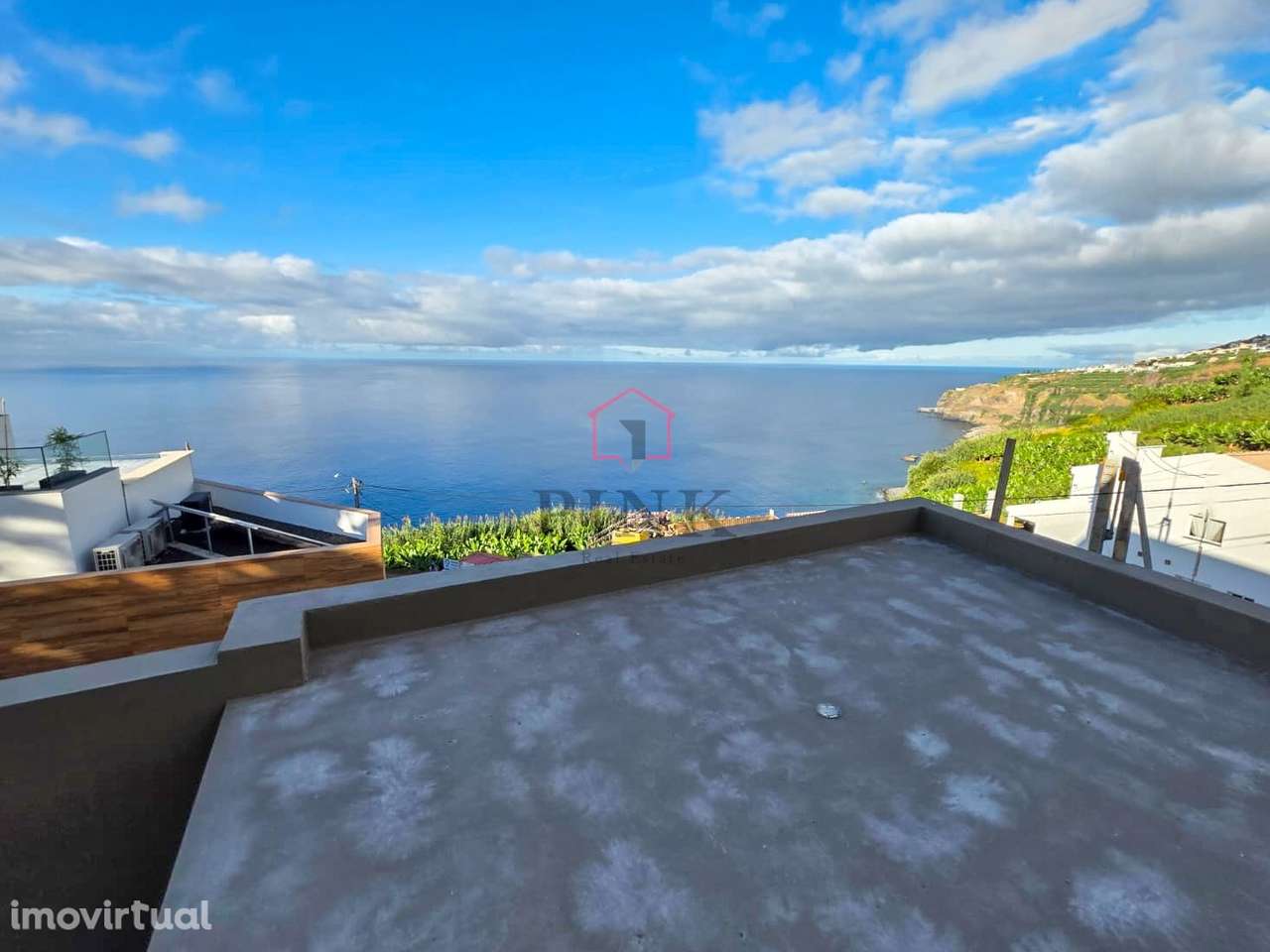Moradia de Luxo com Piscina e Vista Mar - T4 na Ribeira Brava - Grande imagem: 3/33