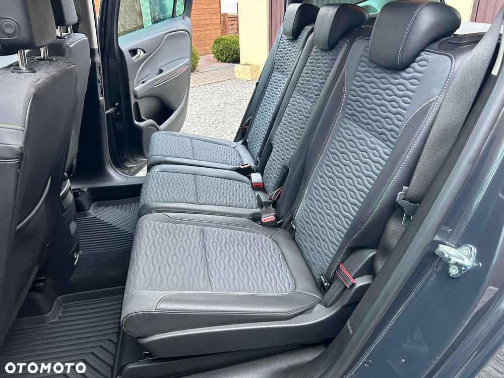 Opel Zafira - 20