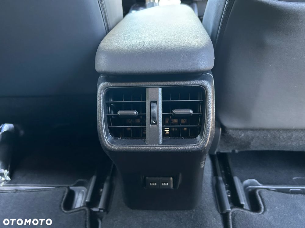 Lexus UX 250h GPF F Impression 2WD - 19