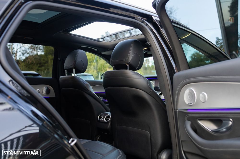 Mercedes-Benz E 300 de AMG Line - 37