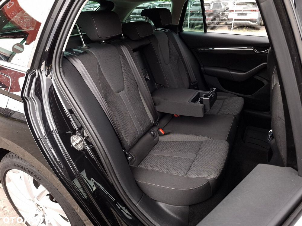 Skoda Octavia - 14