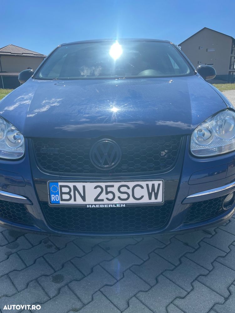 Volkswagen Jetta 2.0 FSI Comfortline - 1