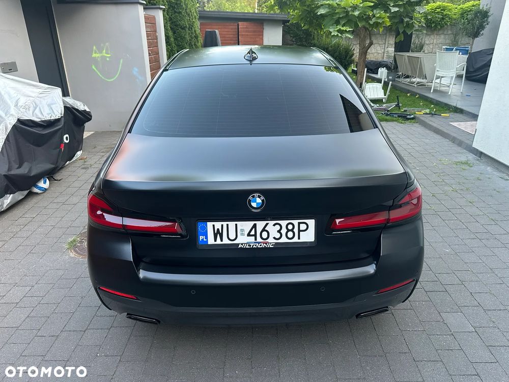 BMW Seria 5 520d xDrive MHEV - 7