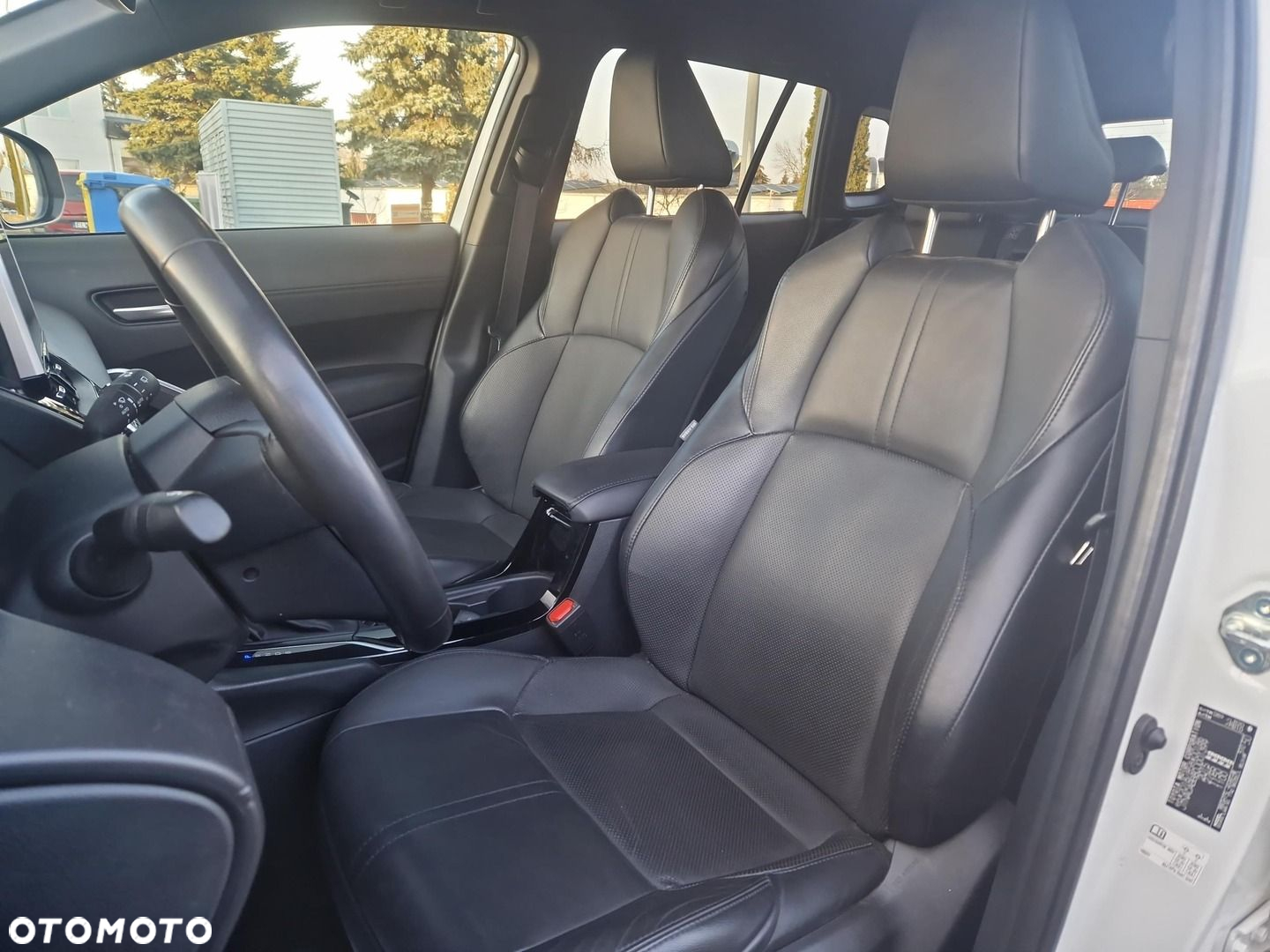 Toyota Corolla Cross - 13