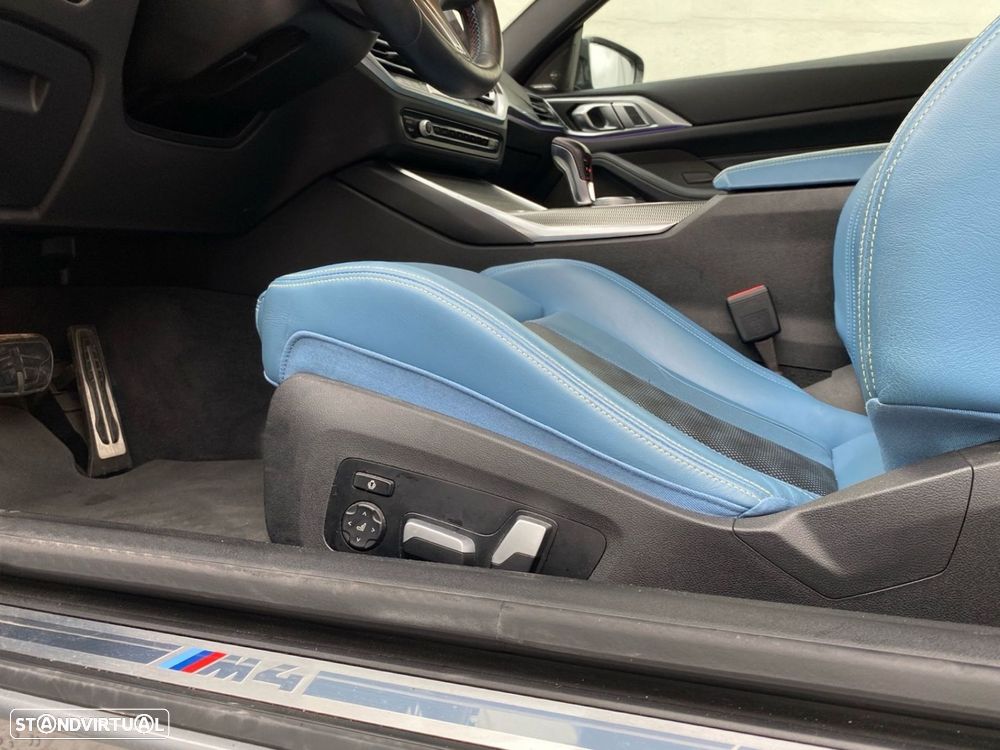 BMW M4 Competition xDrive - 16