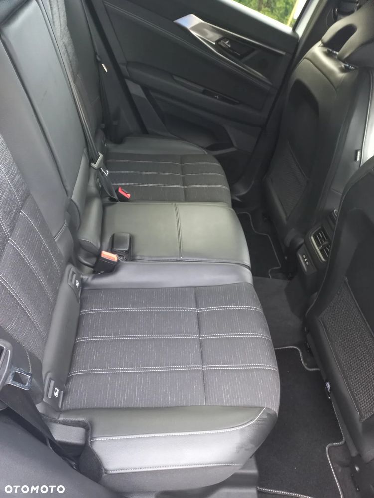 Renault Austral 1.3 TCe mHEV Iconic - 17